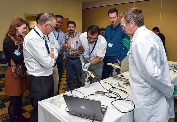 Dr Chetan M Dojode — orthopaedic surgical practice